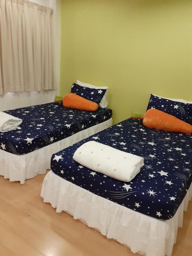 Baansu Hostel Бангкок Екстер'єр фото